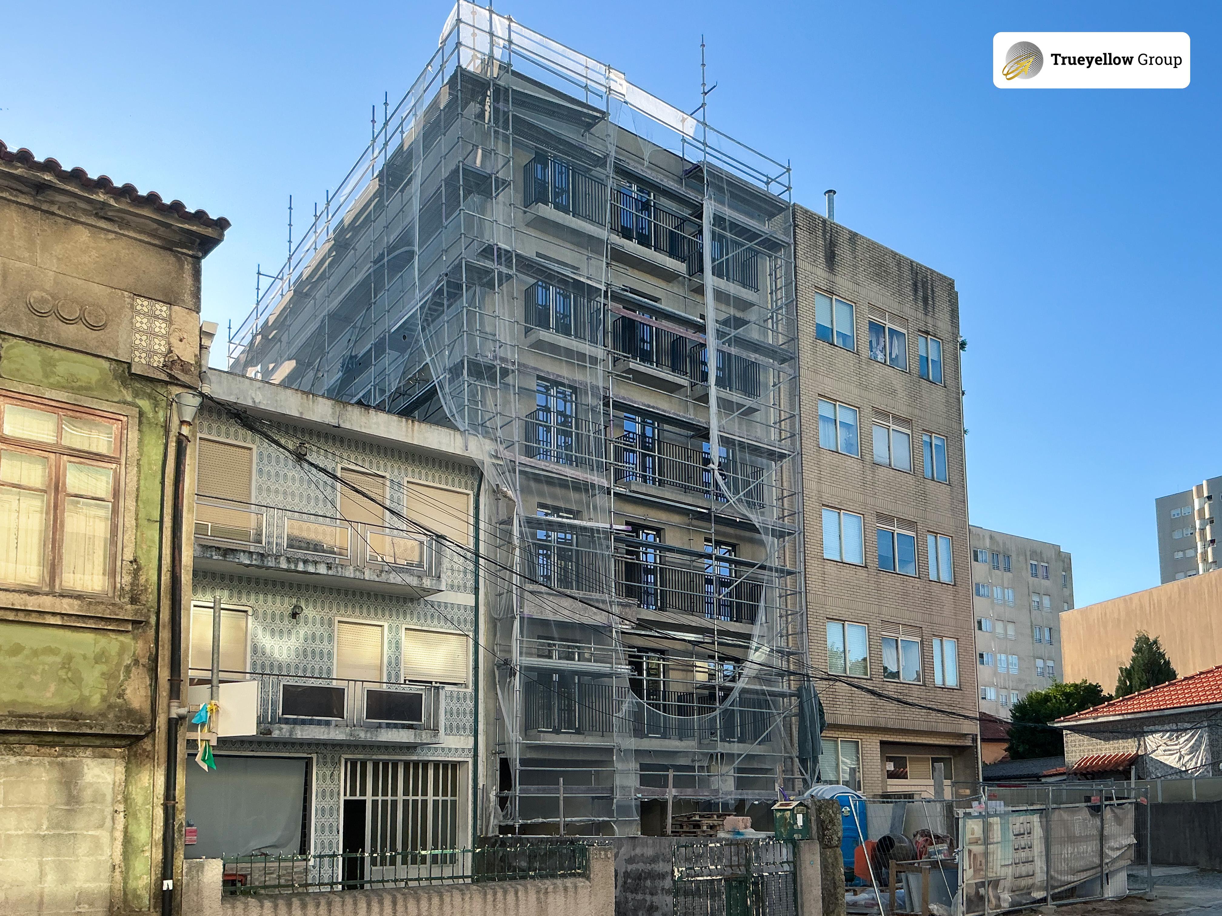 Construção de Edifício de Habitação Coletiva VISO - Zona Industrial do Porto - TRUEYELLOW Engenharia e Construção - Image# 1