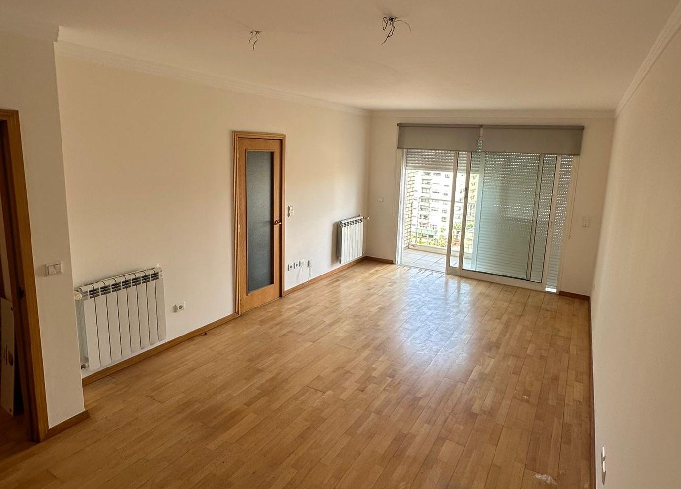 Arrendo Apartamento T2 Ramalde - Image# 1