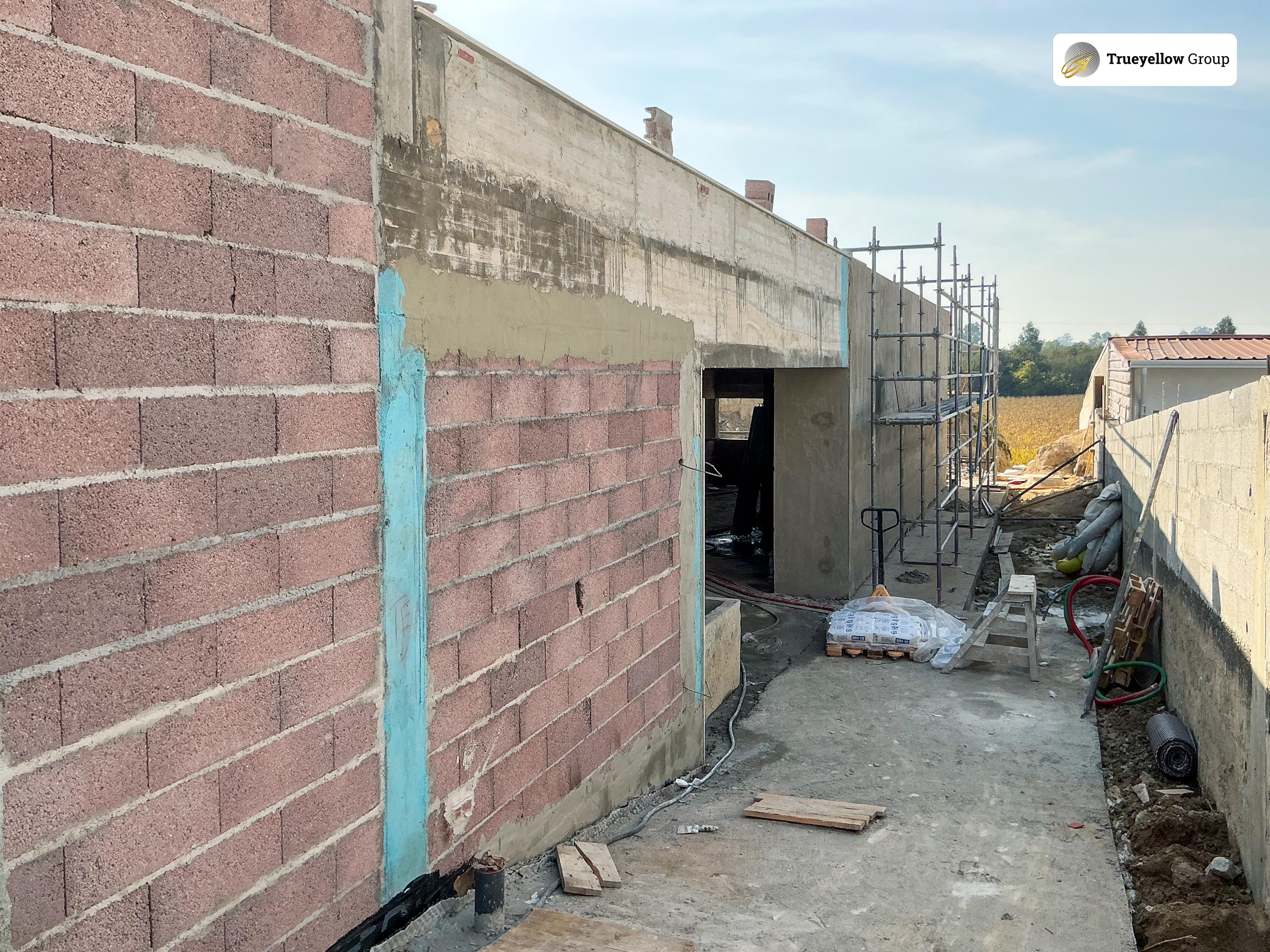 Moradia em Silva Escura - TRUEYELLOW Engenharia e Construção - Image# 1